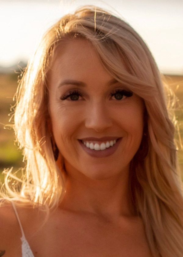 Hillary Eckles, Aesthetician